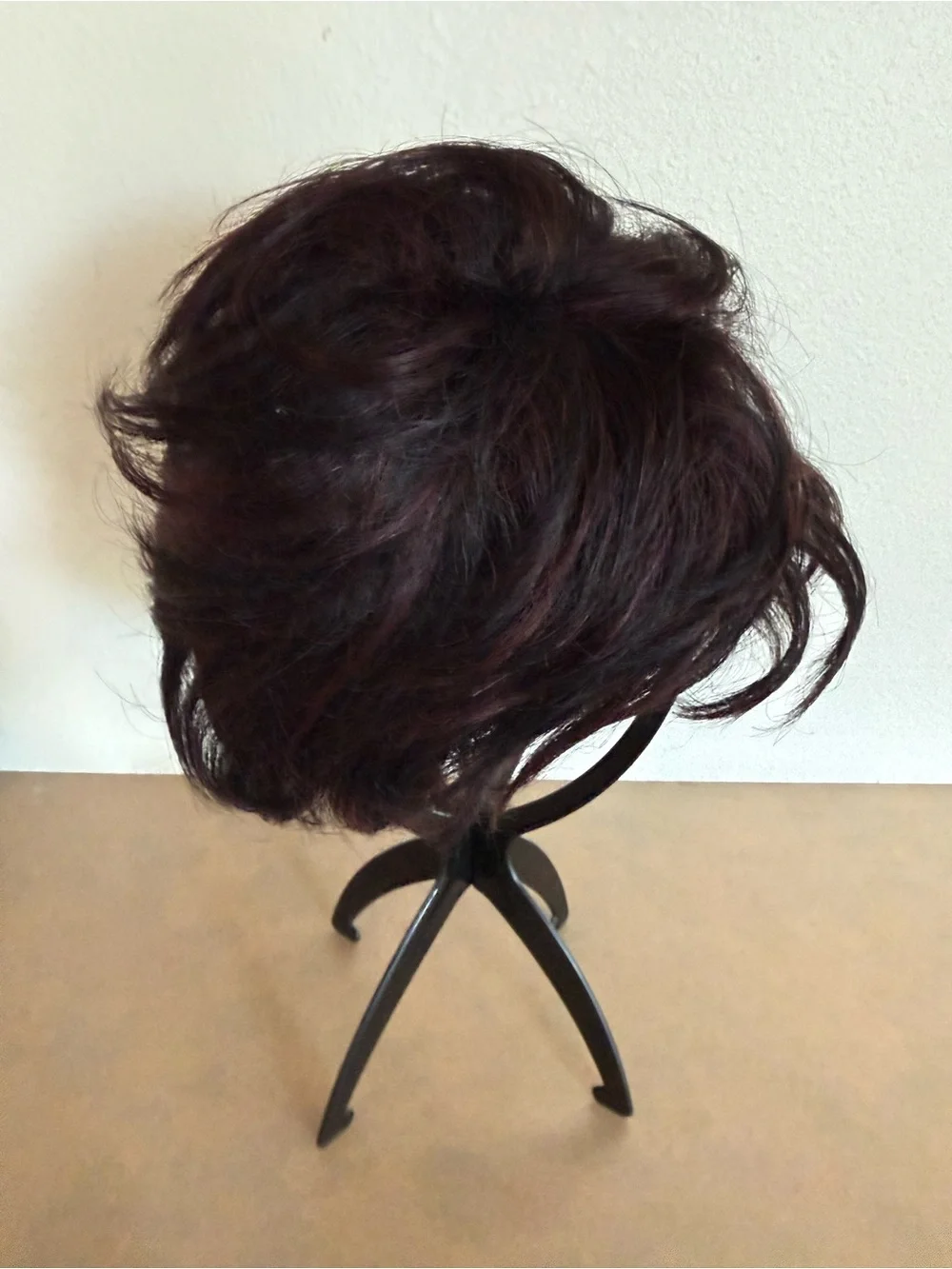 Hair fashions Dark Brown Short Layered Women's Wig - Natural Look